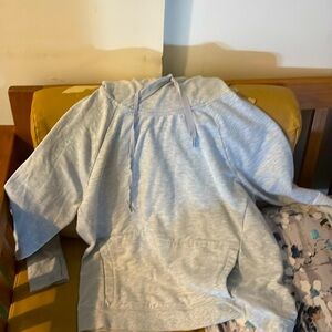 Women’s yoga Licous xl gray sweatshirt